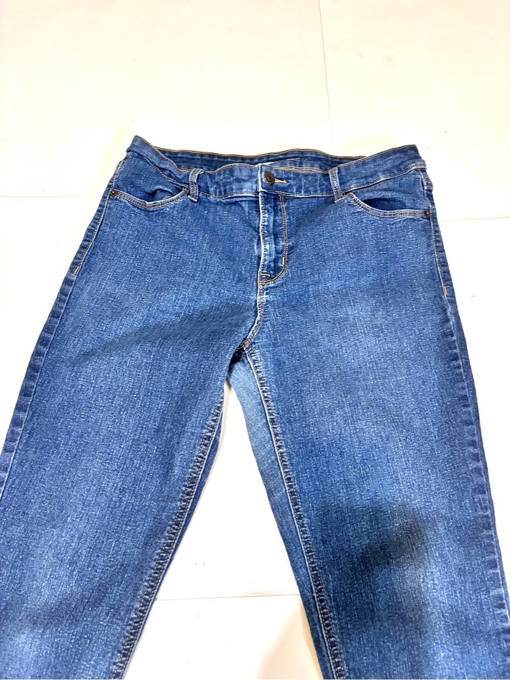 50. Old Navy Women's Skinny Mid Rise Jeans - Dark Blue - Picture 3 of 12